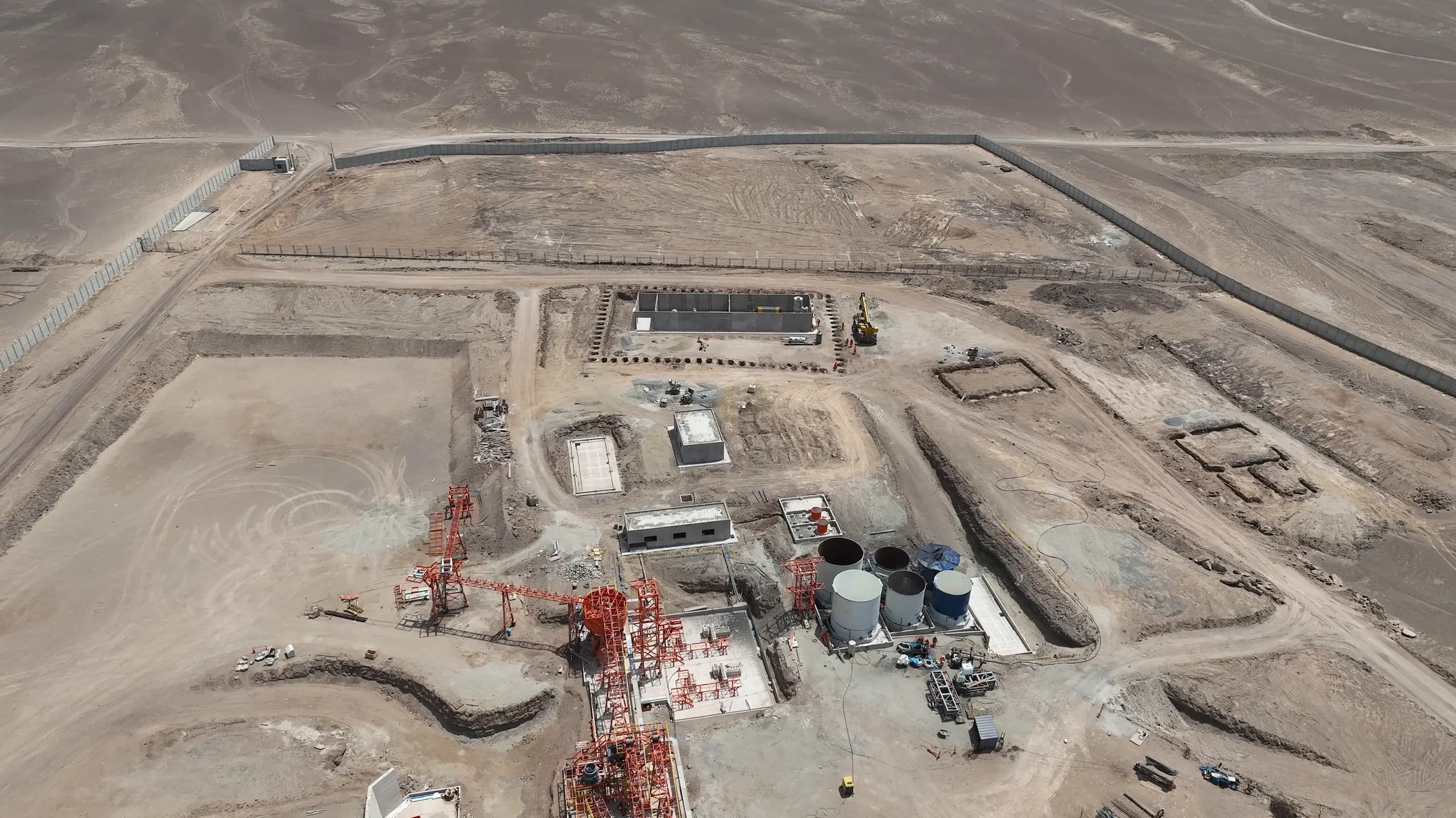 Movimiento de tierras y obras civiles