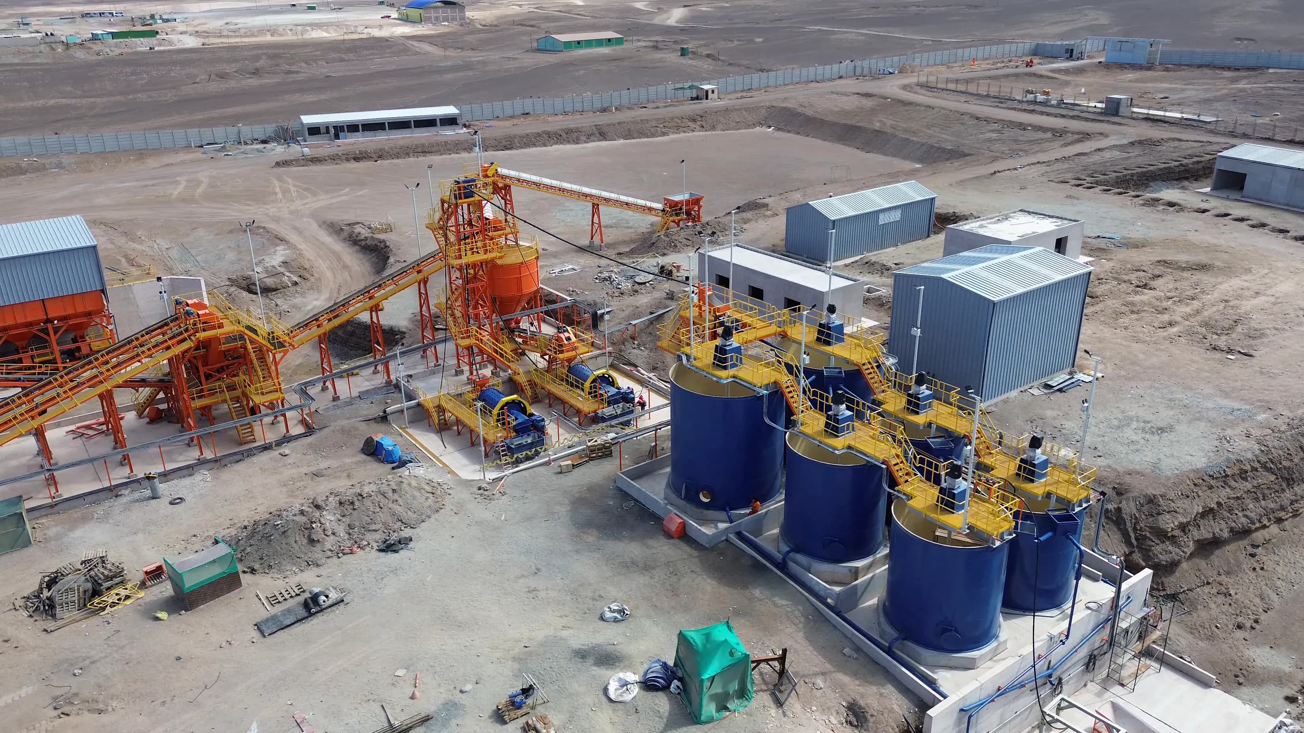 Planta de beneficio de oro Emilig — 350 Tn/día