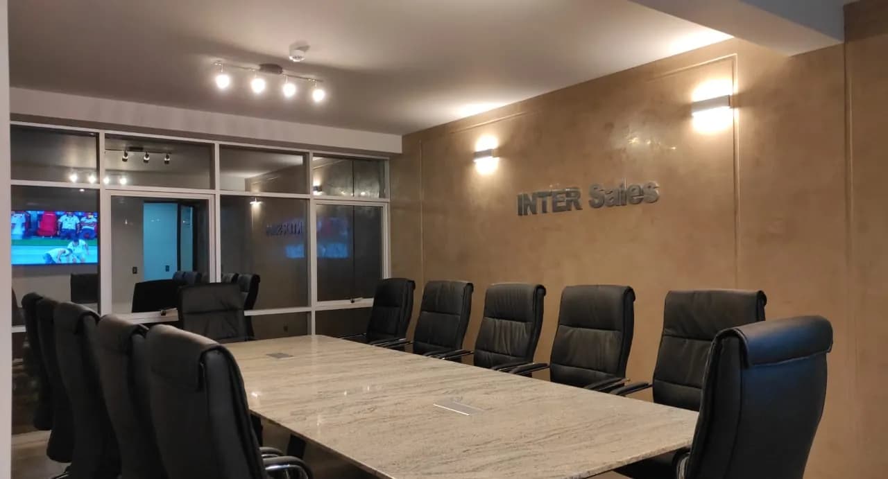 Bloque administrativo Intersales Holding Group