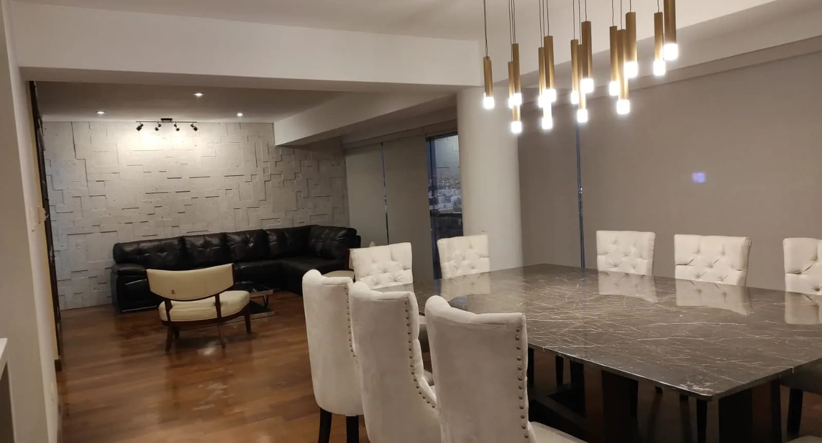 Bloque administrativo Intersales Holding Group — vista 5