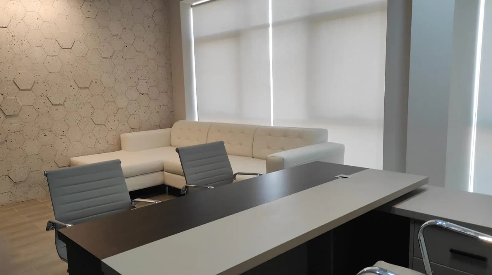 Bloque administrativo Intersales Holding Group — vista 6
